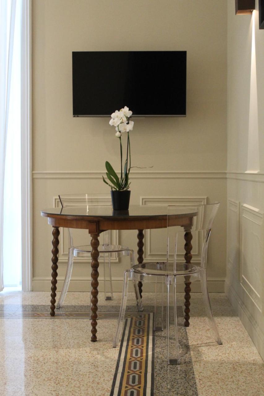 Maccus Suite Naples Exterior photo